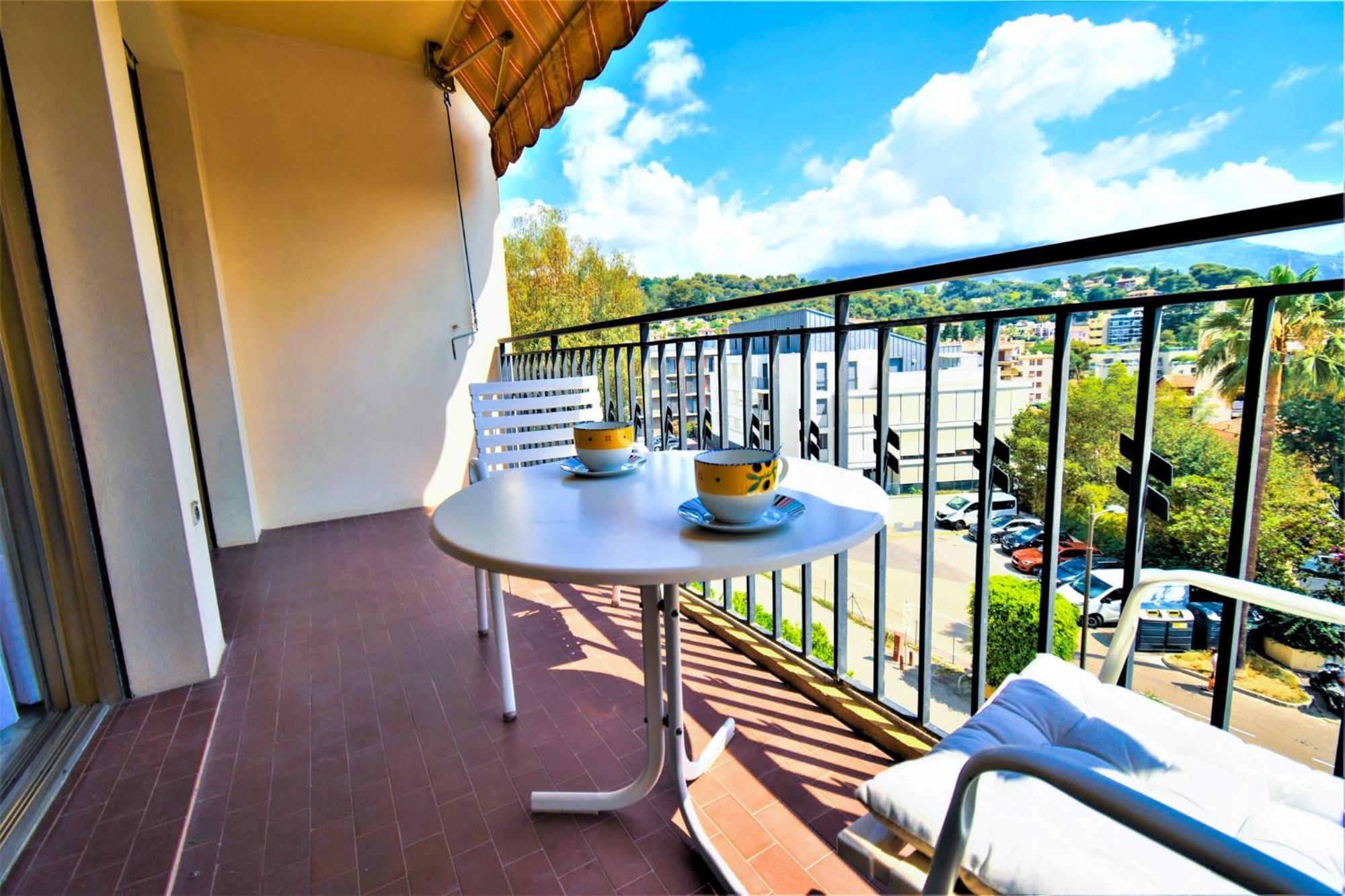L'Orangerie - Proche Mer - Terrasse - Parking Prive - Clim 罗克布吕讷-卡普马丹 外观 照片